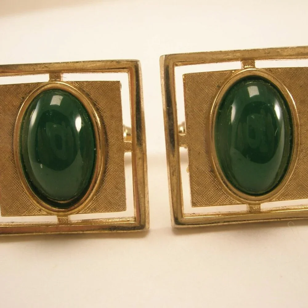 Vintage Anson Oval Green Jade Gold Tone Cuff Links